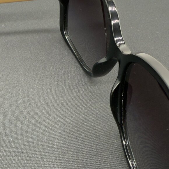 Burberry Womens Sunglasses BE4160 Square Grey Gradient Lens NOTE - Picture 7 of 10